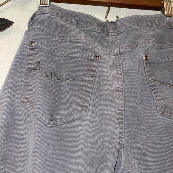 ST Johns Bay Womens Corduroy Pants Grey Bootcut Size 4 - Picture 6 of 7